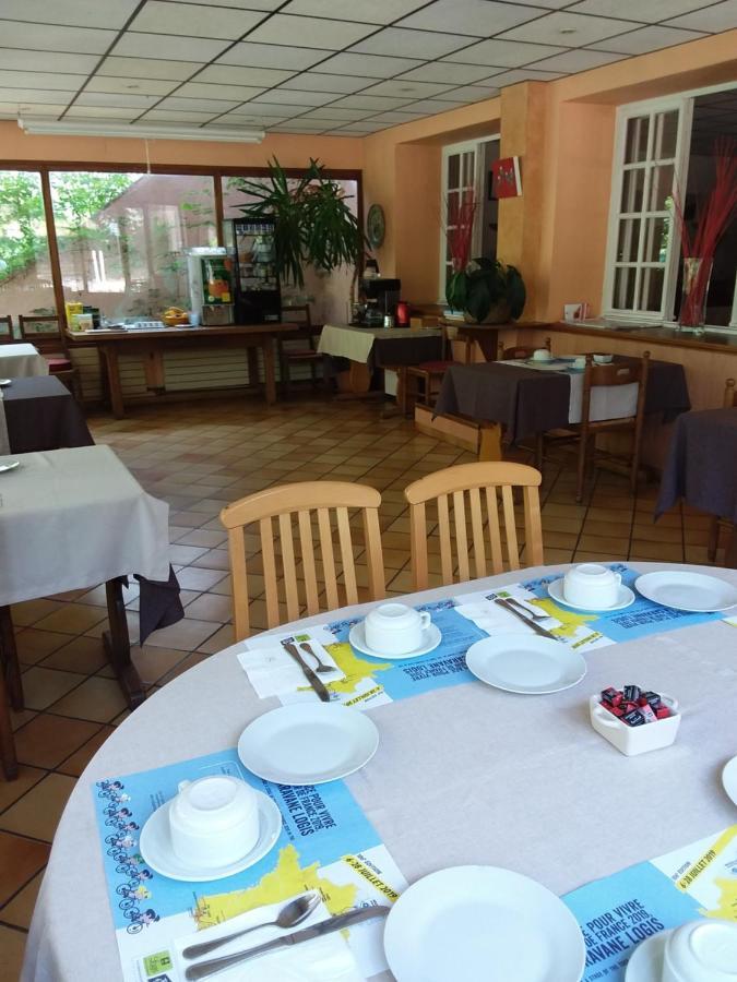 Logis Hotel Le Relais Du Serre Dieulefit Bagian luar foto